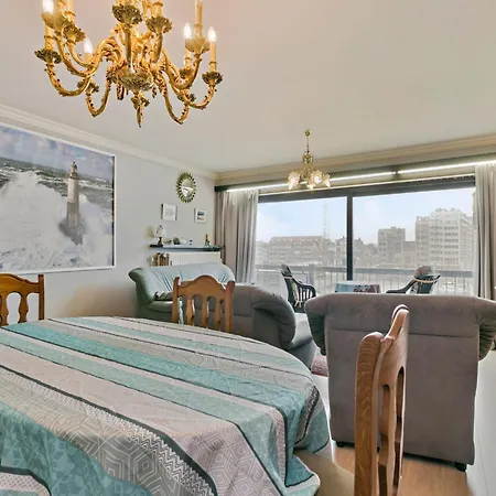 Flat In With Harbour Views