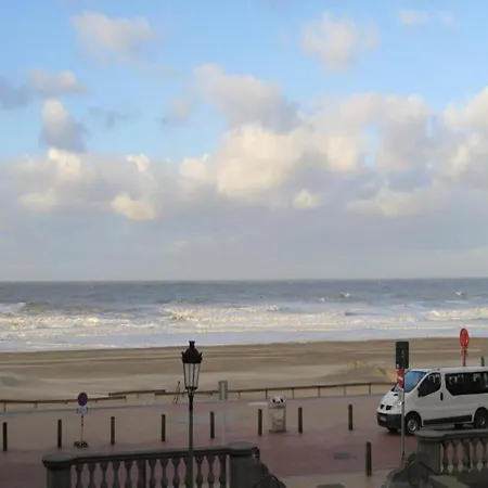 Flat In With Harbour Views * Blankenberge